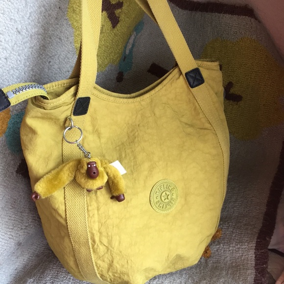 kipling balloon bag